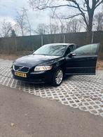 Volvo S40 2.0 Summum Facelift | Premium Sound | APK 12-2026, Voorwielaandrijving, Zwart, 4 cilinders, Zwart