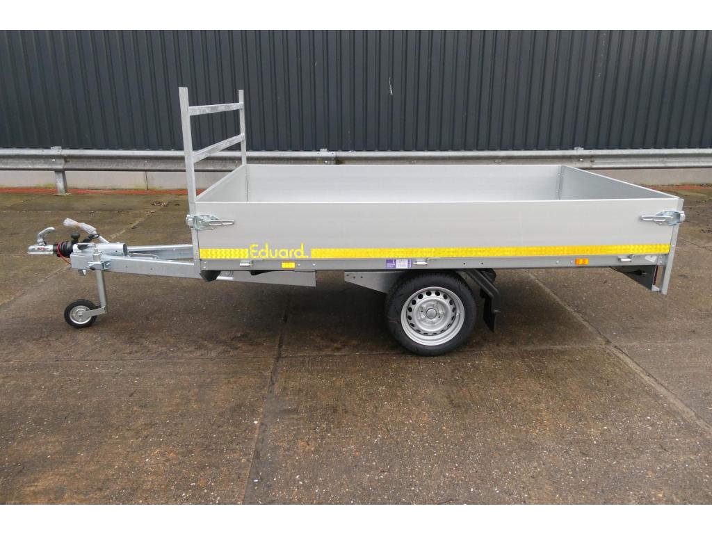 Bij Eemsned een Eduard Plateauwagen afm 250 x 145, Nieuw