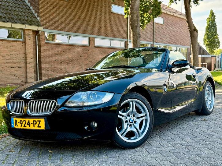 BMW Z4 2.2i Roadster Zwart Beige in absolute Topstaat, Auto's, BMW, Particulier, Z4, ABS, Airconditioning, Alarm, Bi-Xenon koplampen