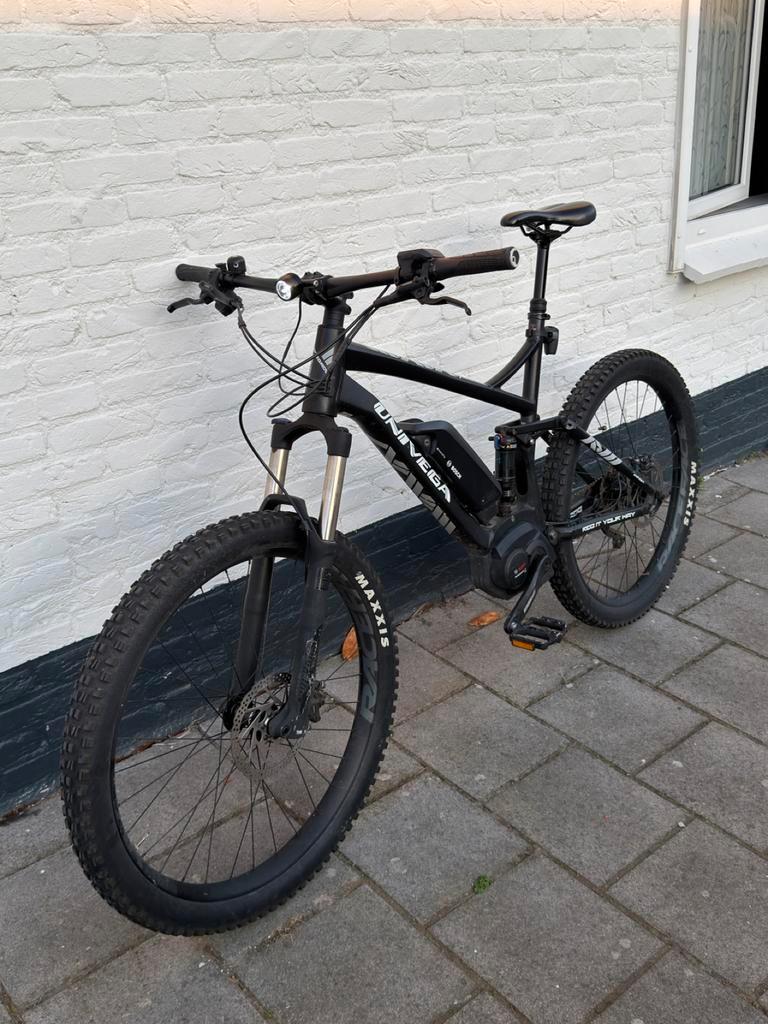 Univega E-MTB met Bosch motor en 4564 km, Gebruikt, 51 tot 55 cm, 50 km per accu of meer, Ophalen