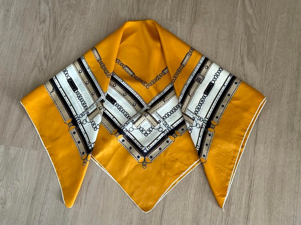 Mooie zijden sjaal - zijde 100%, Ophalen of Verzenden, Zo goed als nieuw, Sjaal