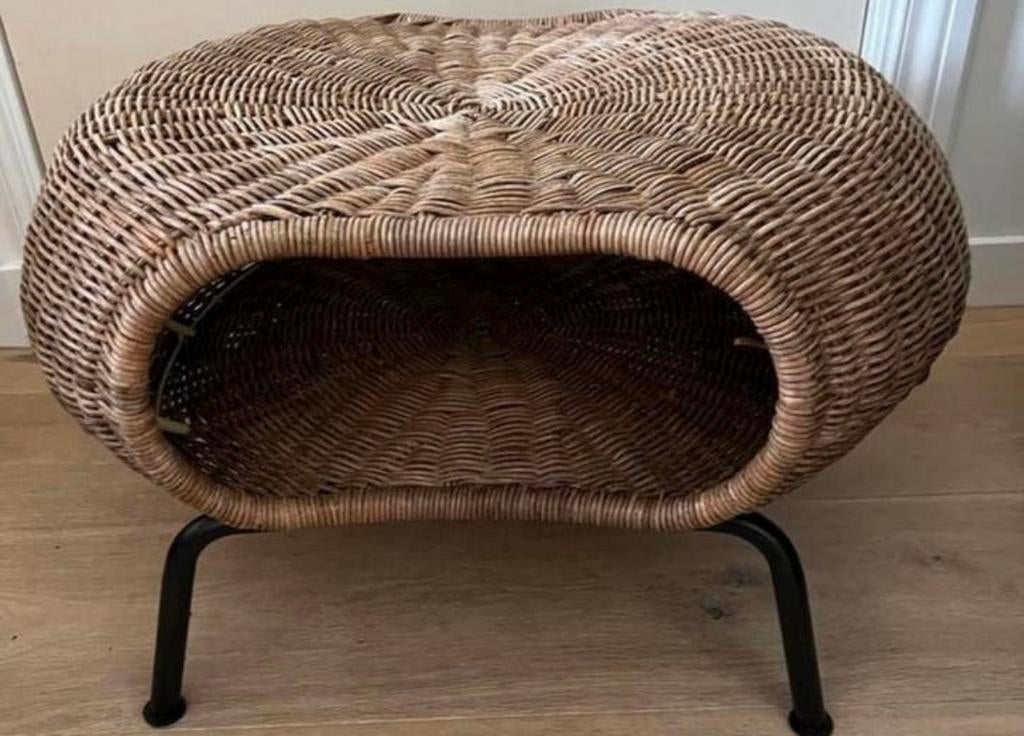 Rotan poef / voetenbankje, Huis en Inrichting, Ophalen, Gebruikt, Rond, Minder dan 50 cm