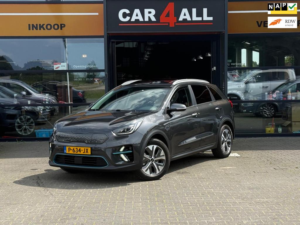 Kia E-Niro ExecutiveLine 64 kWh LEDER/MEMORY/ACC/LANE/STLVRM, Gebruikt, Zwart, 174 min, 1066 min