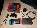 Nintendo Switch Original met Joy-Cons en Dock, Spelcomputers en Games, Spelcomputers | Nintendo Switch, Ophalen, Zo goed als nieuw
