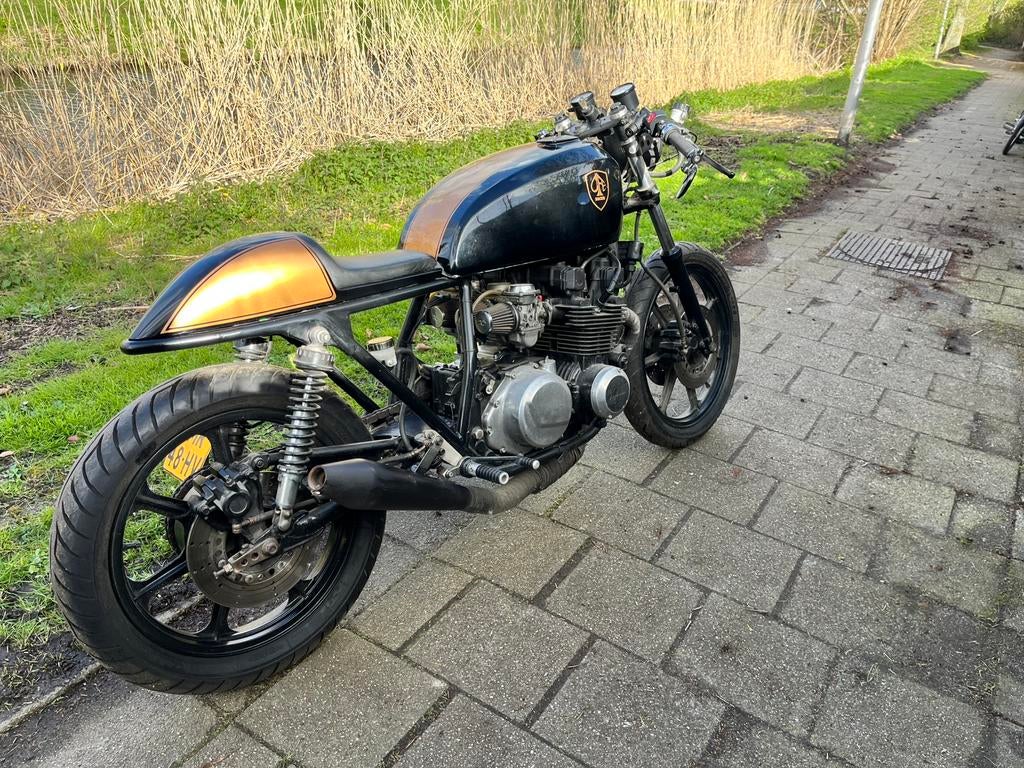 Cafe racer, 750 cc, 4 cilinders, Motorrijbewijs A, Particulier
