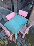 Gratis af te halen: tafel met 4 stoeltjes, Ophalen, Gebruikt, Kunststof
