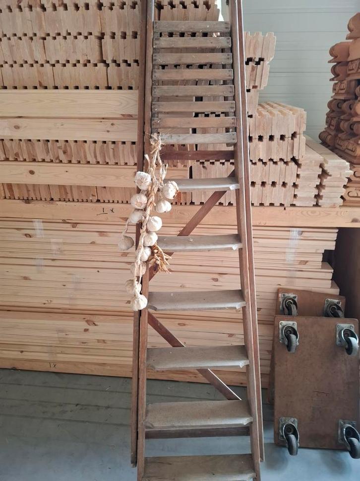 Retro decoratieve en functionele schilderladder, Antiek en Kunst, Curiosa en Brocante, Ophalen