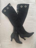 Zwarte suède overknee laarzen (38)met ritsen uit 70er jaren, Kleding | Dames, Schoenen, Hoge laarzen, Zwart, Ophalen of Verzenden