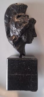 Brons. MINERVA., Ophalen of Verzenden