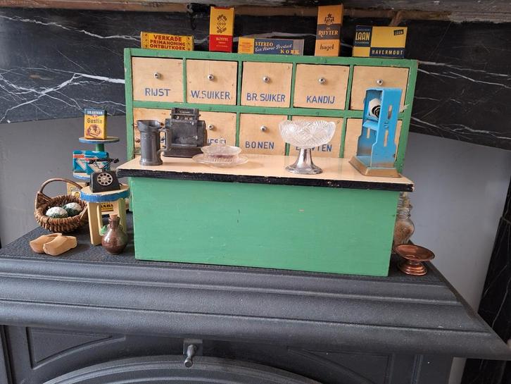Zelfgemaakt winkeltje uit de jaren '40, Antiek en Kunst, Antiek | Speelgoed, Ophalen of Verzenden
