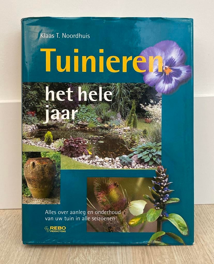 K.T. Noordhuis - Tuinieren het hele jaar, Boeken, Natuur, Ophalen of Verzenden, Gelezen, Bloemen, Planten en Bomen, K.T. Noordhuis