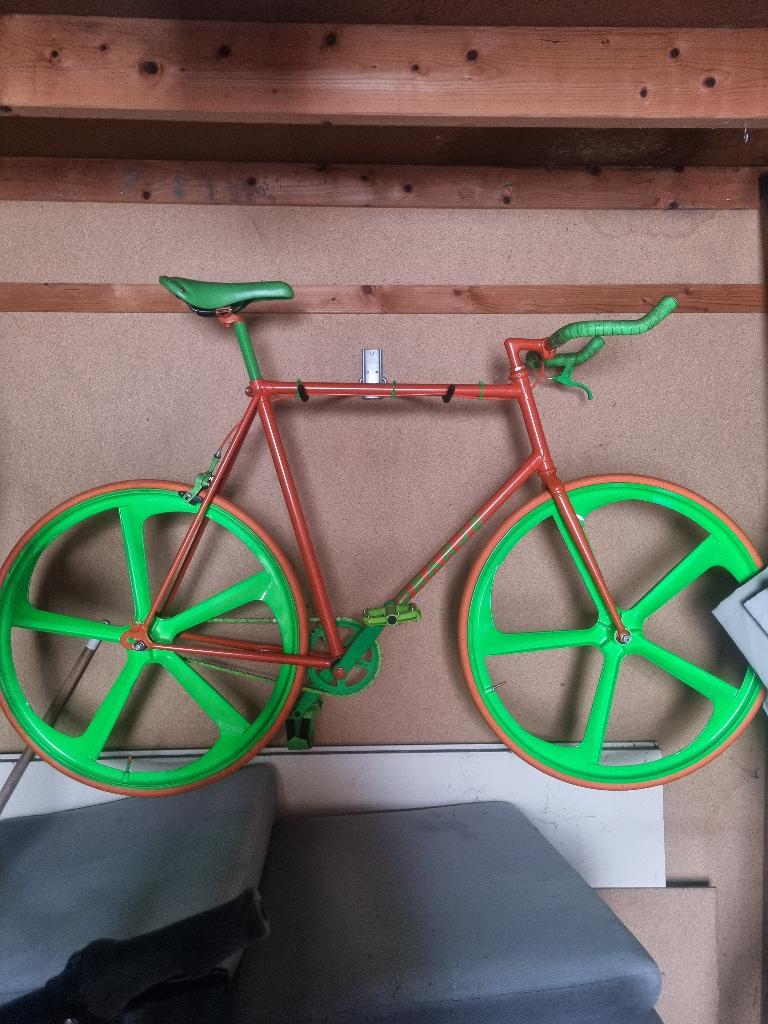 fixie bike, Fietsen en Brommers, Fietsen | Racefietsen, Minder dan 10 versnellingen, Gebruikt, Staal, Heren