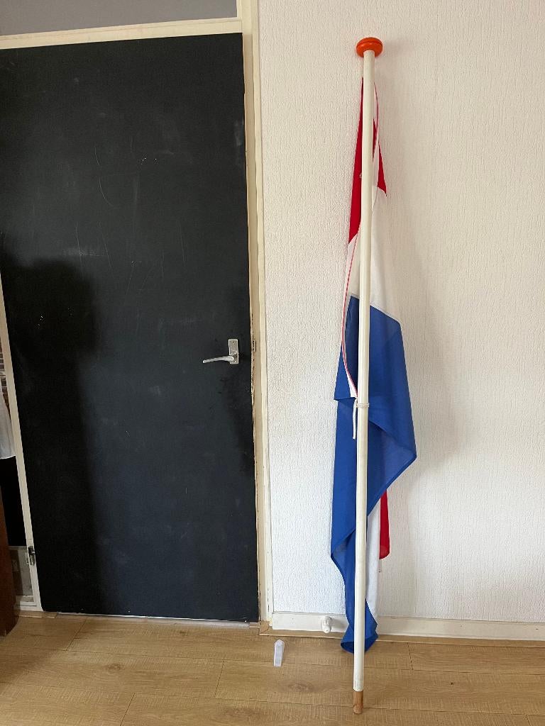 vlag nederlandse vlag koningsdag met stok, Ophalen, Zo goed als nieuw