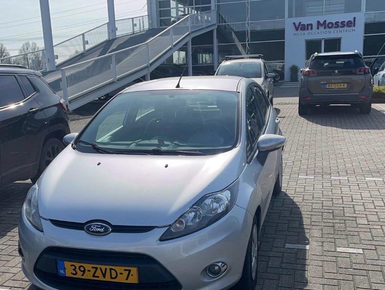 Ford Fiesta 1.6 TDCi Ghia, Auto's, Ford, Voorwielaandrijving, 28 km/l, Gebruikt, 96 €/maand