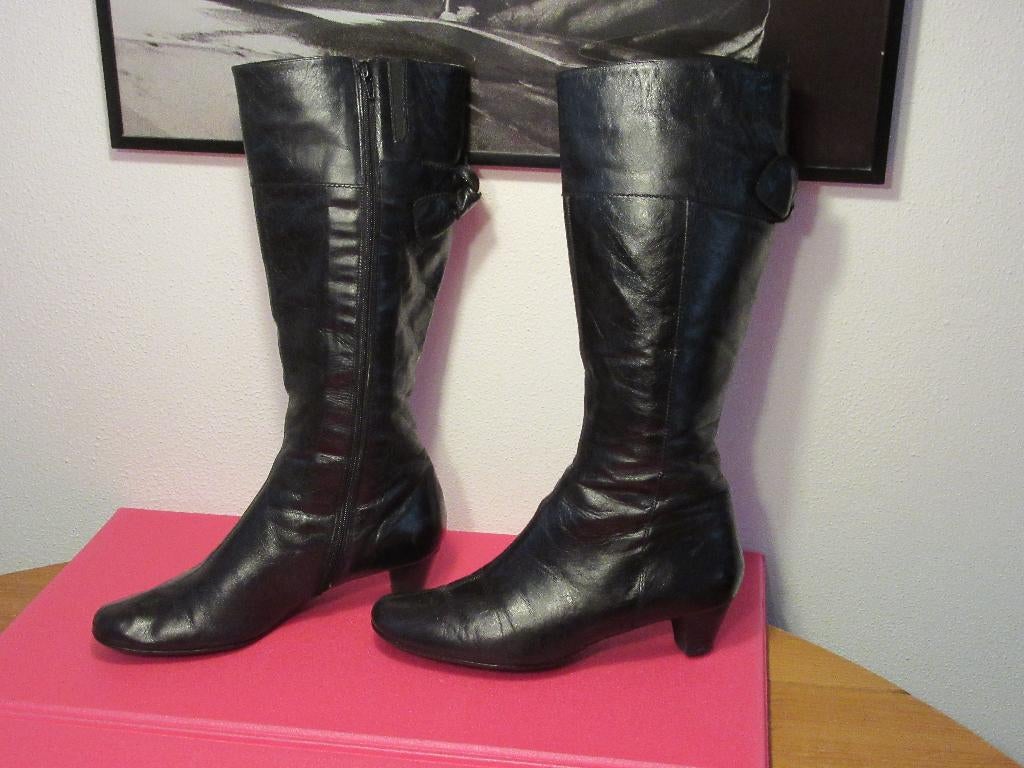 Leuke zwarte leren Lamica laarzen maat 41, Kleding | Dames, Schoenen, Hoge laarzen, Zwart, Lamica, Ophalen of Verzenden