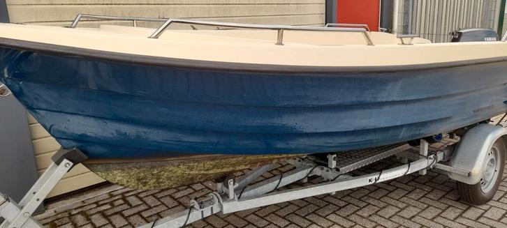 Nette NICKY 4.40M toer-visboot met Sterk boottrailer, Watersport en Boten, Vis- en Consoleboten, Zo goed als nieuw, Tot 10 pk