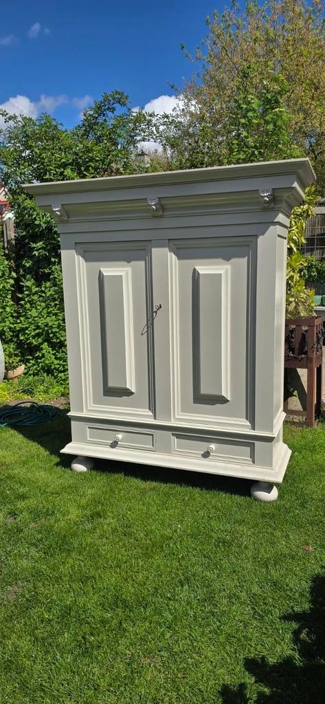 Originele Groenlose kast, meteen kleurtje, Antiek en Kunst, Antiek | Meubels | Kasten, Ophalen