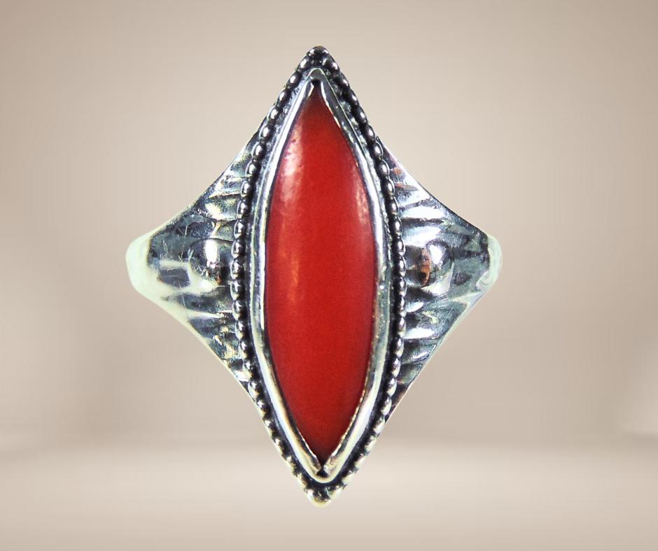 Prachtige zilveren ART DECO bloedkoraal ring M19!, Sieraden, Tassen en Uiterlijk, Ringen, Zo goed als nieuw, Dame of Heer, 18 tot 19