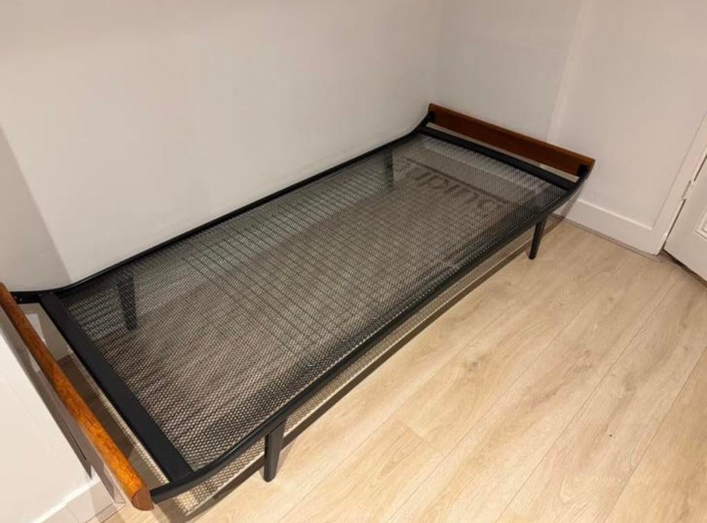 Vintage ligbed Auping André Cordemeyer zwart.527, Ophalen, Persoonlijke verzorging
