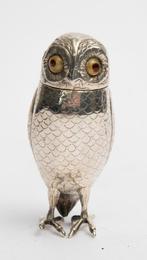 Een Antieke Hollandse Zilveren Uilen-strooier, Ophalen of Verzenden, Zilver