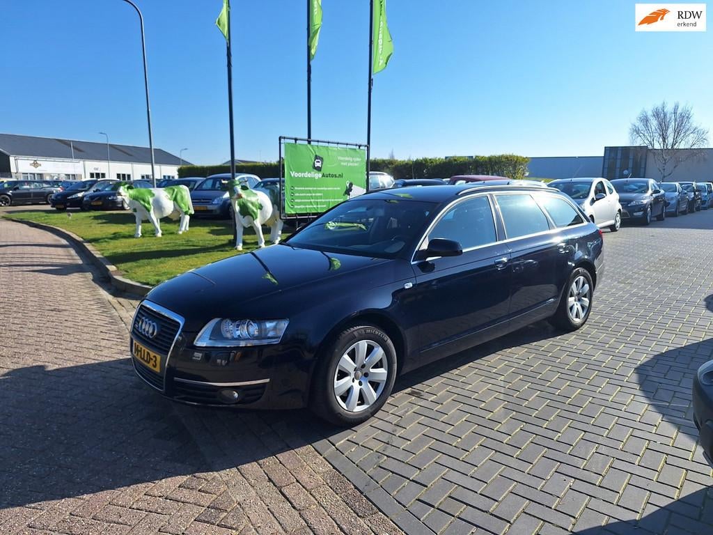 Audi A6 Avant 2.4 quattro Pro Line / Nette auto / APK maart, Auto's, Audi, 1660 kg, Gebruikt, Blauw, Handgeschakeld