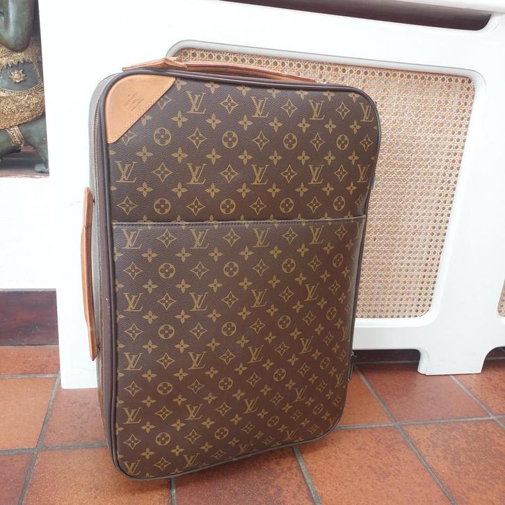 Louis Vuitton Monogram Koffer met Wieltjes, Sieraden, Tassen en Uiterlijk, Koffers, Gebruikt, Leer, 50 tot 60 cm, 35 tot 45 cm