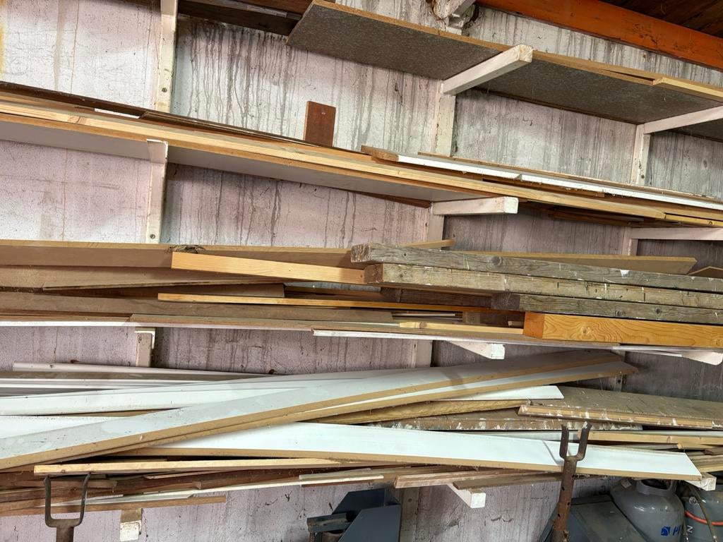 Partij hout / planken / resthout – diverse maten, Ophalen, Gebruikt, Overige houtsoorten, Overige typen