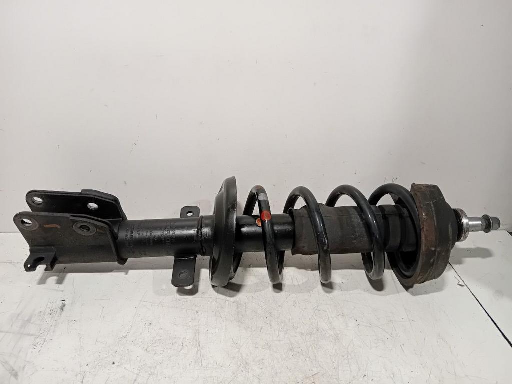 Veerpoot links voor Opel Vivaro, Onderdelen@venauto.nl, Van der Ven Autorecycling B.V., Gebruikt, Ettenseweg 76, 4706 PB Roosendaal, The Netherlands