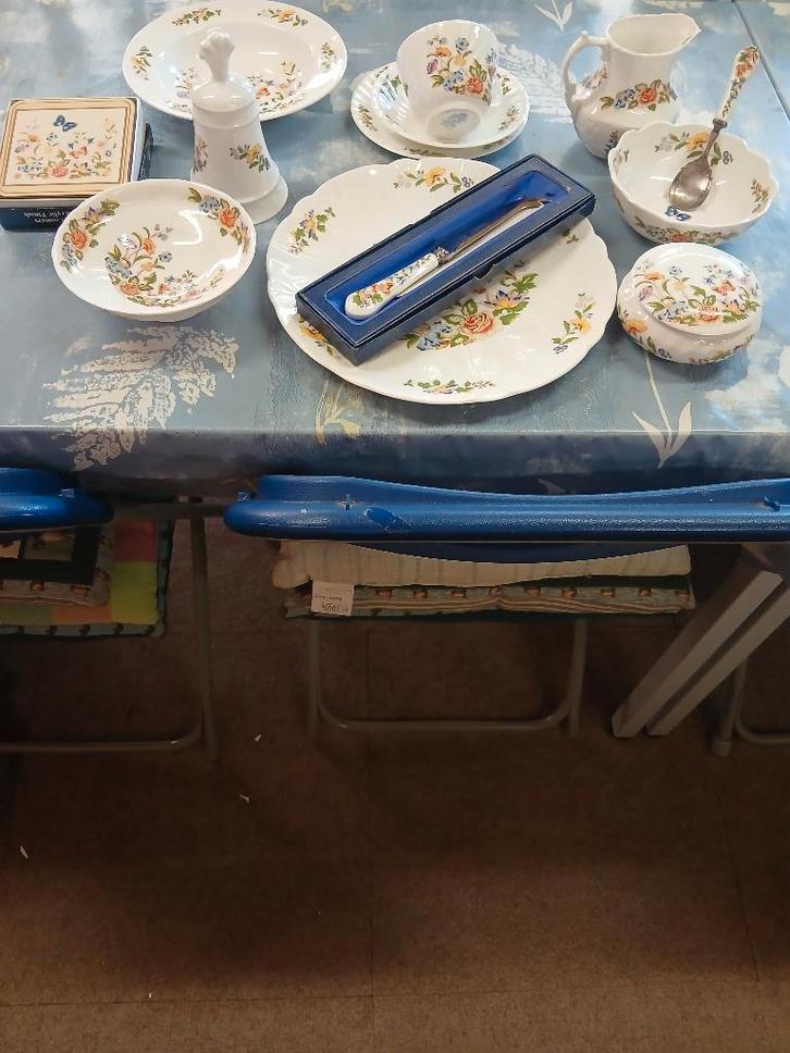 Aynsley cottage garden servies, Huis en Inrichting, Keuken | Servies, Zo goed als nieuw, Overige stijlen, Porselein, Ophalen of Verzenden