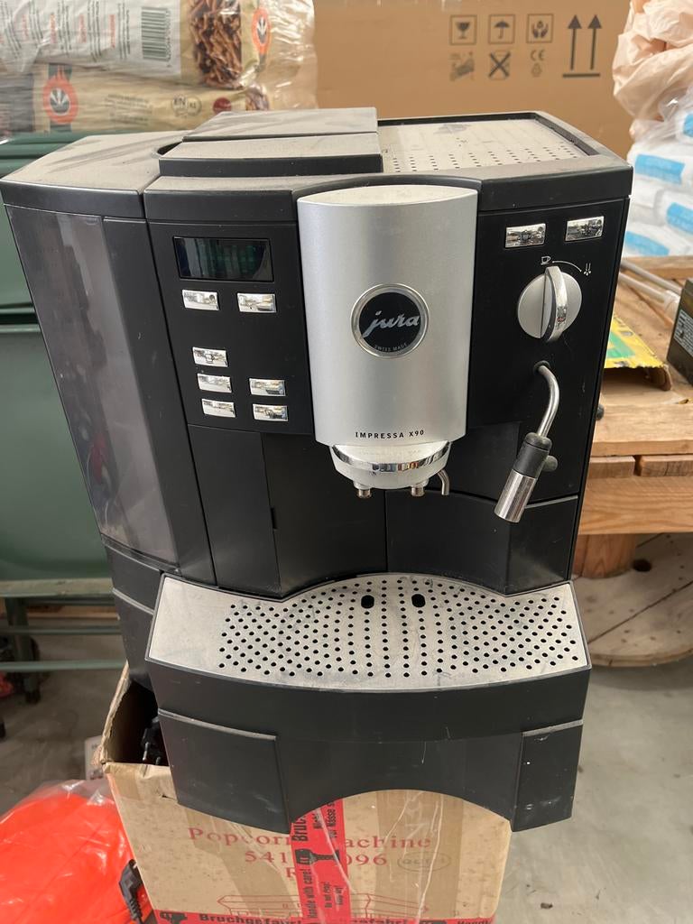 Jura X90 Koffiemachine - Voor de hobbyist, Witgoed en Apparatuur, Koffiezetapparaten, Ophalen of Verzenden, Niet werkend, Koffiemachine