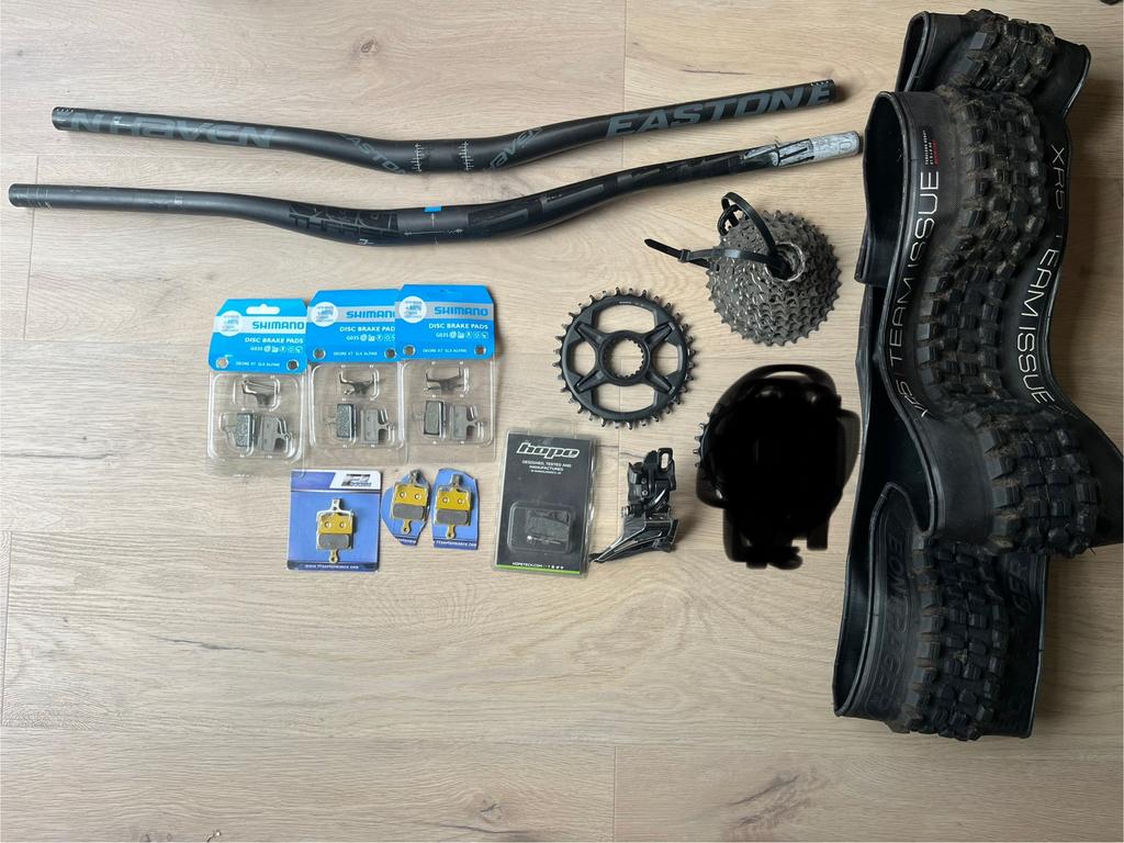 Diverse fietsonderdelen - mbt - gravel - race, Ophalen of Verzenden, Zo goed als nieuw