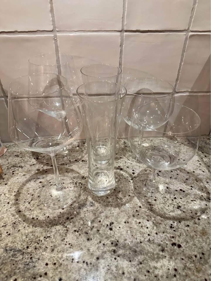 Schott Zwiesel glazen zo goed als nieuw biergin tonicwijn, Huis en Inrichting, Ophalen, Glas of Glazen, Overige stijlen, Glas