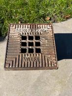 Nering Bögel afvoerput, Ophalen, Zo goed als nieuw