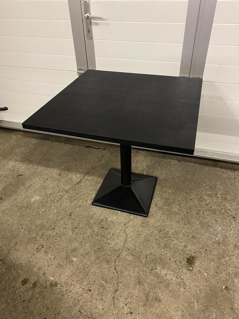 4 Horeca restaurant tafels zwart houtstructuur 80x80 130x80, Ophalen