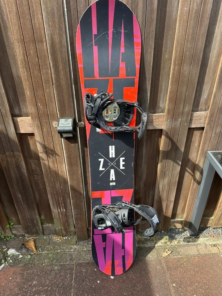 Complete snowboard set Nitro Haze + Salomon Boots, Ophalen, Gebruikt, Board
