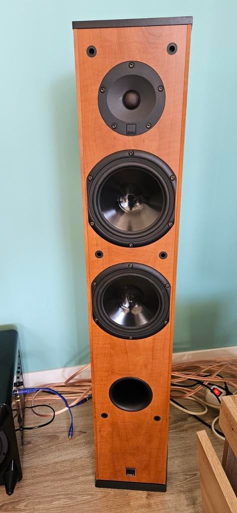 Dali Suite 2.5 vloer speakers met CO7 center speaker, Overige merken, Ophalen of Verzenden, Zo goed als nieuw, 120 watt of meer