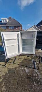 Koelkast tafelmodel met vriesvak, Witgoed en Apparatuur, Ophalen, Minder dan 85 cm, 100 tot 150 liter, Zo goed als nieuw