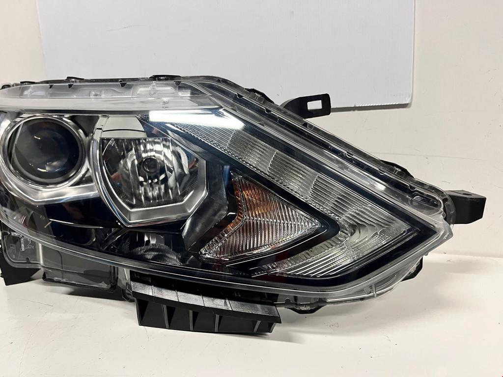 NISSAN QASHQAI J11 KOPLAMP LED RECHTS 100-18013, Takashima 1-chome 1-1
220-8686  Yokohama, Ophalen of Verzenden, NISSAN_SR@mail.nissan.co.jp