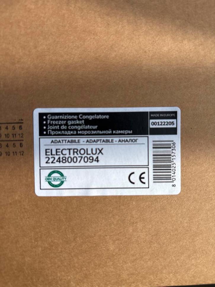 Electrolux Deurrubber / Vriezer Gasket 2248007094, Witgoed en Apparatuur, Onderdelen en Toebehoren, Nieuw, Ophalen