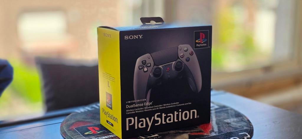Sony Dualsense Edge 30th Anniversary Limited Edition Control, Spelcomputers en Games, Spelcomputers | Sony PlayStation Consoles | Accessoires