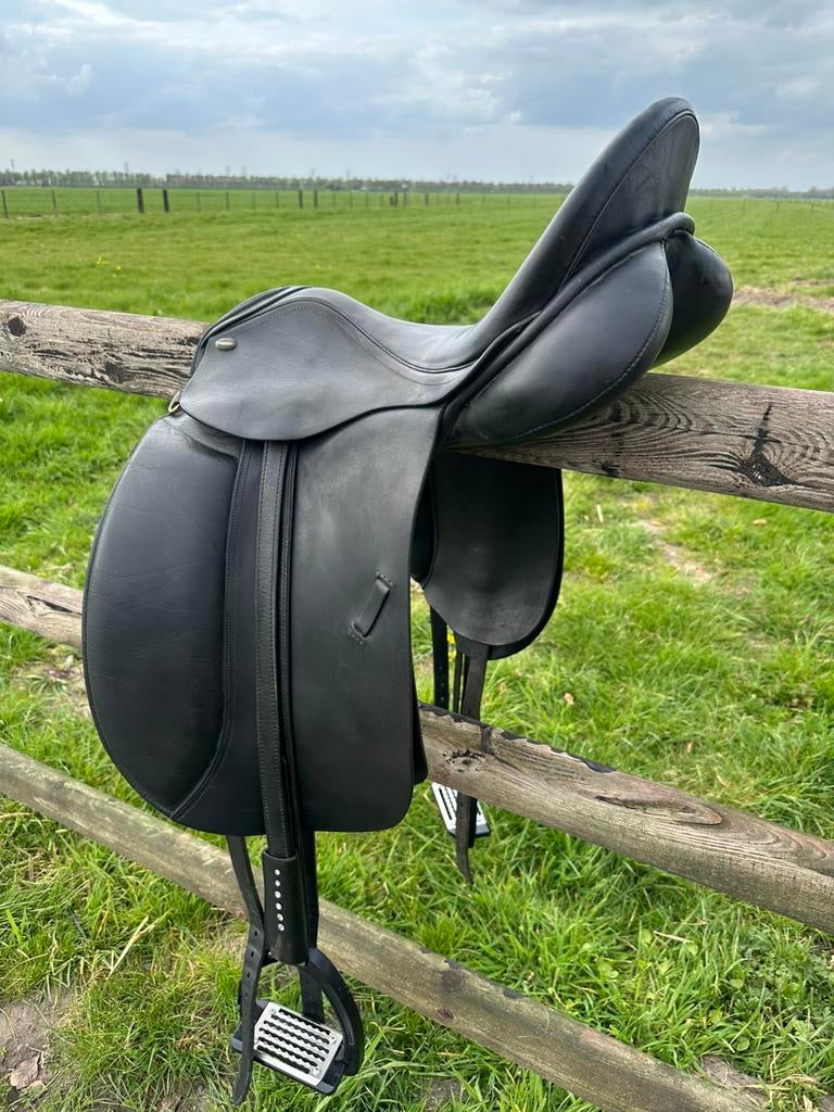 Euroriding zadel te koop, Dieren en Toebehoren, Paarden en Pony's | Zadels, Ophalen of Verzenden, Gebruikt, Dressuur