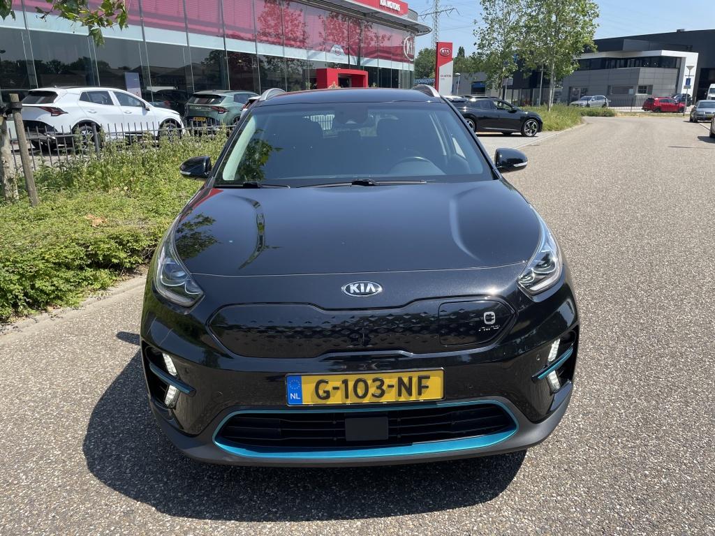 Kia e-Niro ExecutiveLine 64kWh 204PK - LUXE UITVOERING!, 0 cilinders, Gebruikt, Zwart, 1712 kg