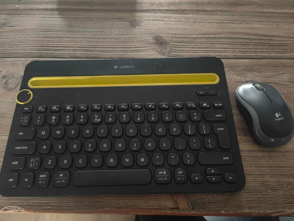 Logitech K480 Bluetooth toetsenbord met Muis, Computers en Software, Toetsenborden, Toetsenbord en muis-set, Gebruikt, Logitech