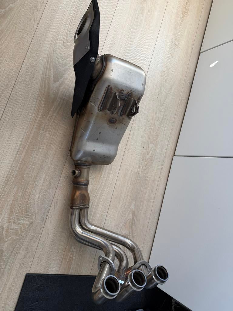 Originele uitlaat Yamaha MT-09, Ophalen, Gebruikt