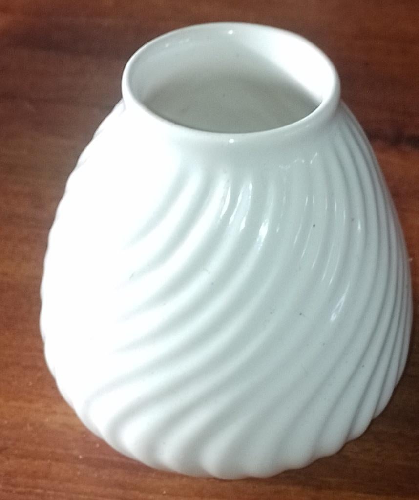 Vaasje Porceleyne Fles, Ophalen of Verzenden