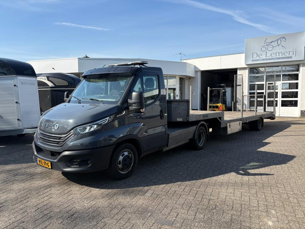 Iveco Daily Automaat 40C18 BE Trekker + Oplegger Veldhuizen, Auto's, Bestelauto's, Automaat, Zwart, 4 cilinders, Iveco