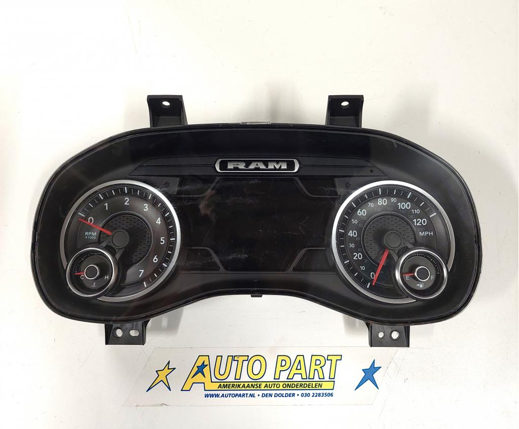 Dodge Ram 1500 dashboard klok 2019-2020, Gebruikt, PO Box 21-8004 | Auburn Hills, MI 48321-8004, Amerikaanse onderdelen, Ophalen of Verzenden