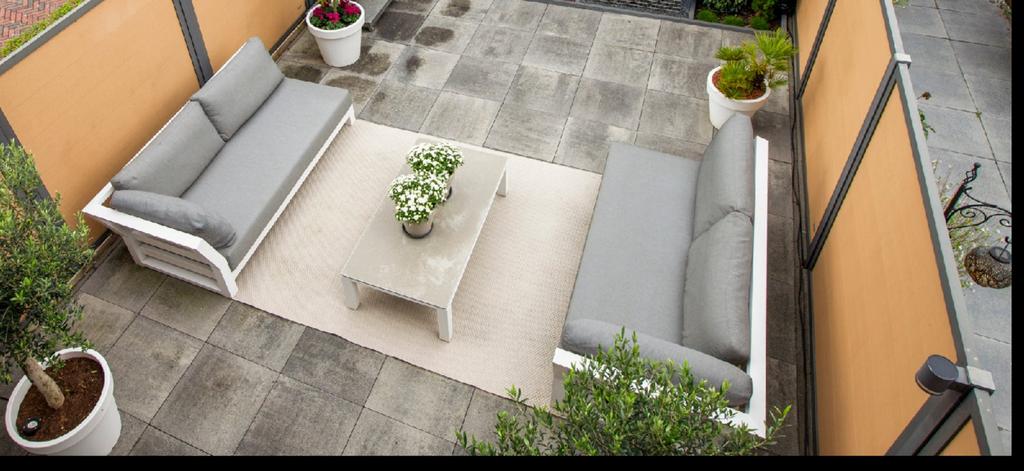 Life loungeset twee banken en salontafel loungebank, Ophalen, 6 zitplaatsen, Aluminium, Zo goed als nieuw