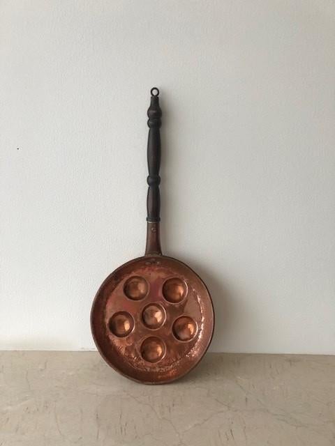 Koperen poffertjespan, Ophalen, Koper