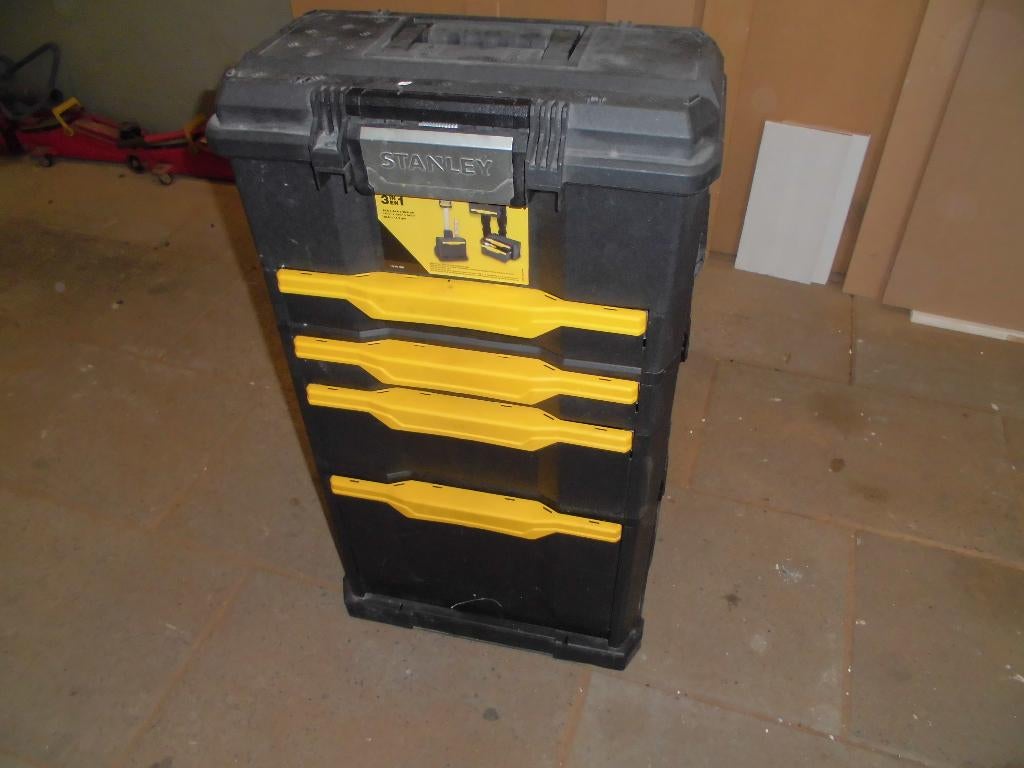 STANLEY 3in1 GEREEDSCHAPKIST, Doe-het-zelf en Verbouw, Gereedschapskisten, Ophalen, Zo goed als nieuw